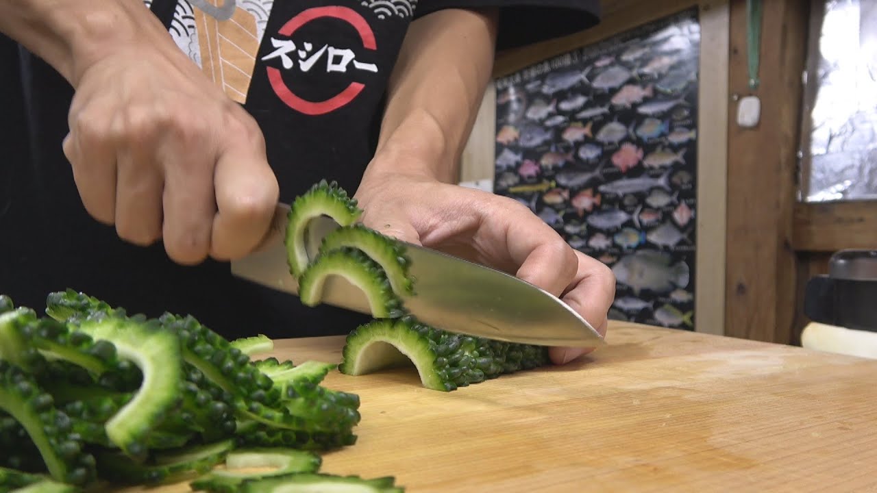 ゴーヤ好きと嫌いにも捧ぐ1本使い切りランチ2品!!