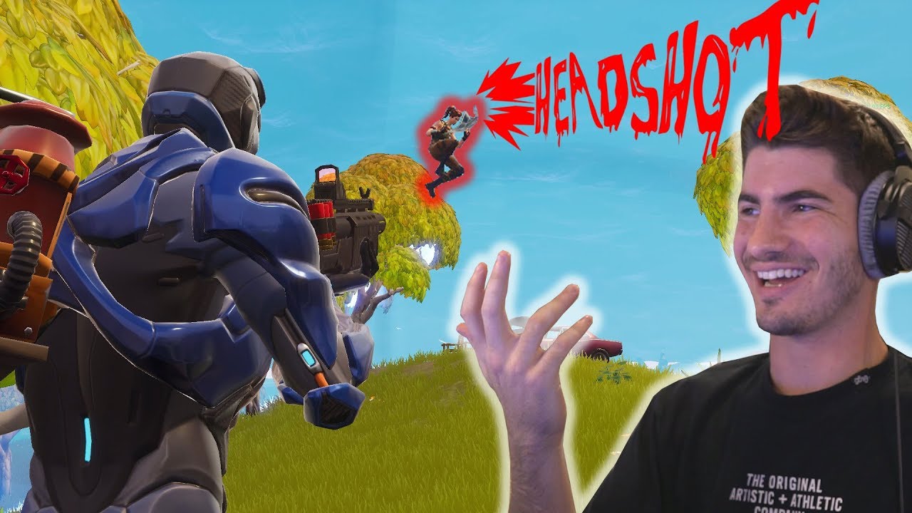 One of the luckiest Headshots you'll ever see on Fortnite...