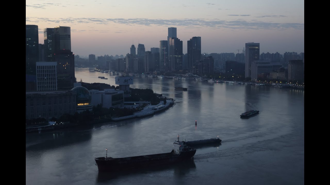 黄浦江的夜色-上海(The night view of the Huangpu River-Shanghai)