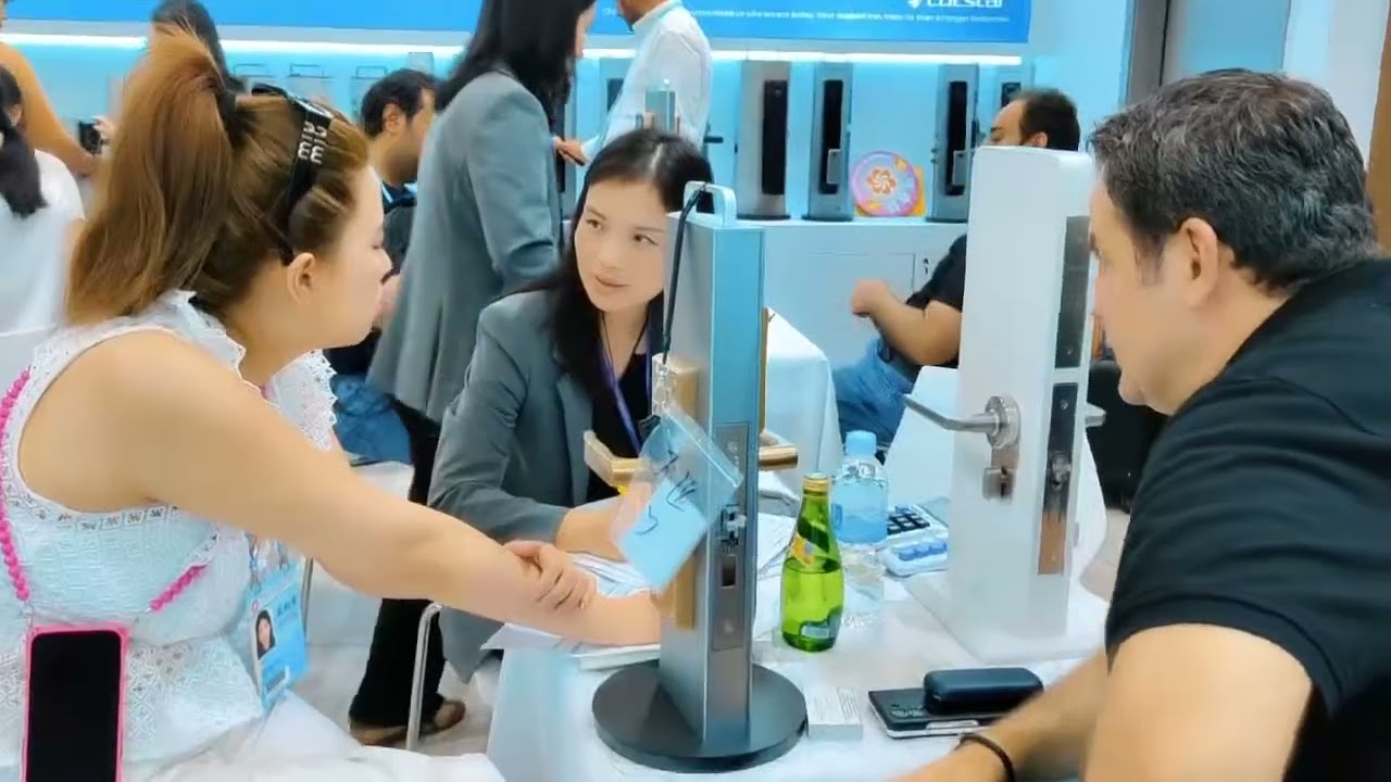 The 138th Canton Fair of LOCSTAR