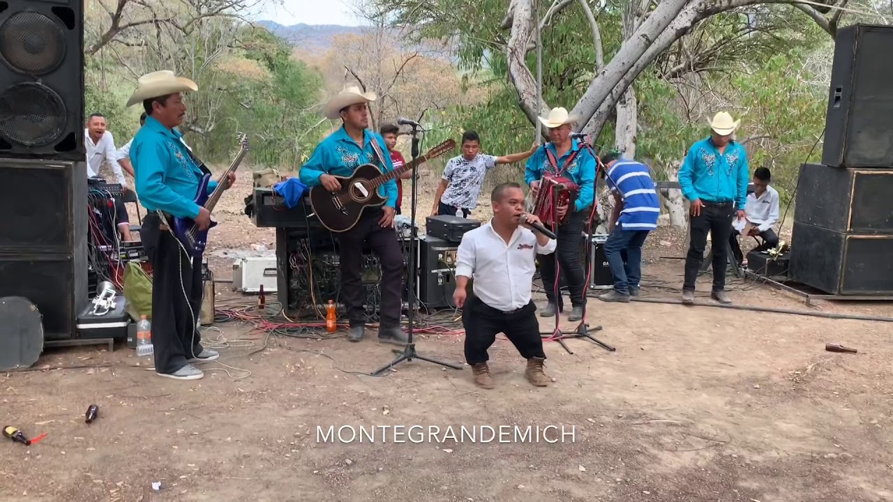 Danny Maldonado feat los implacables del norte