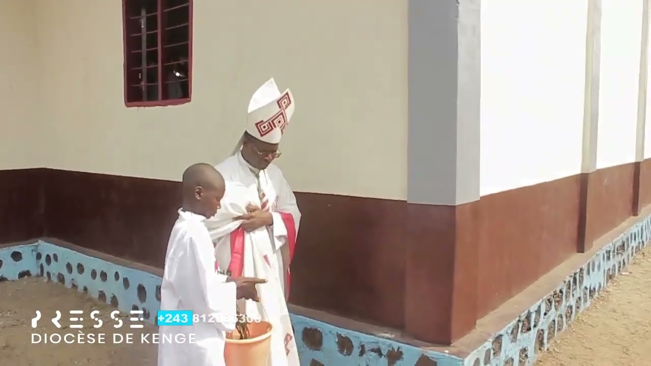 MESSE BÉNÉDICTION ÉGLISE St PHILIPPE DE MBIEN KASAI. DIOCÈSE D'INONGO.