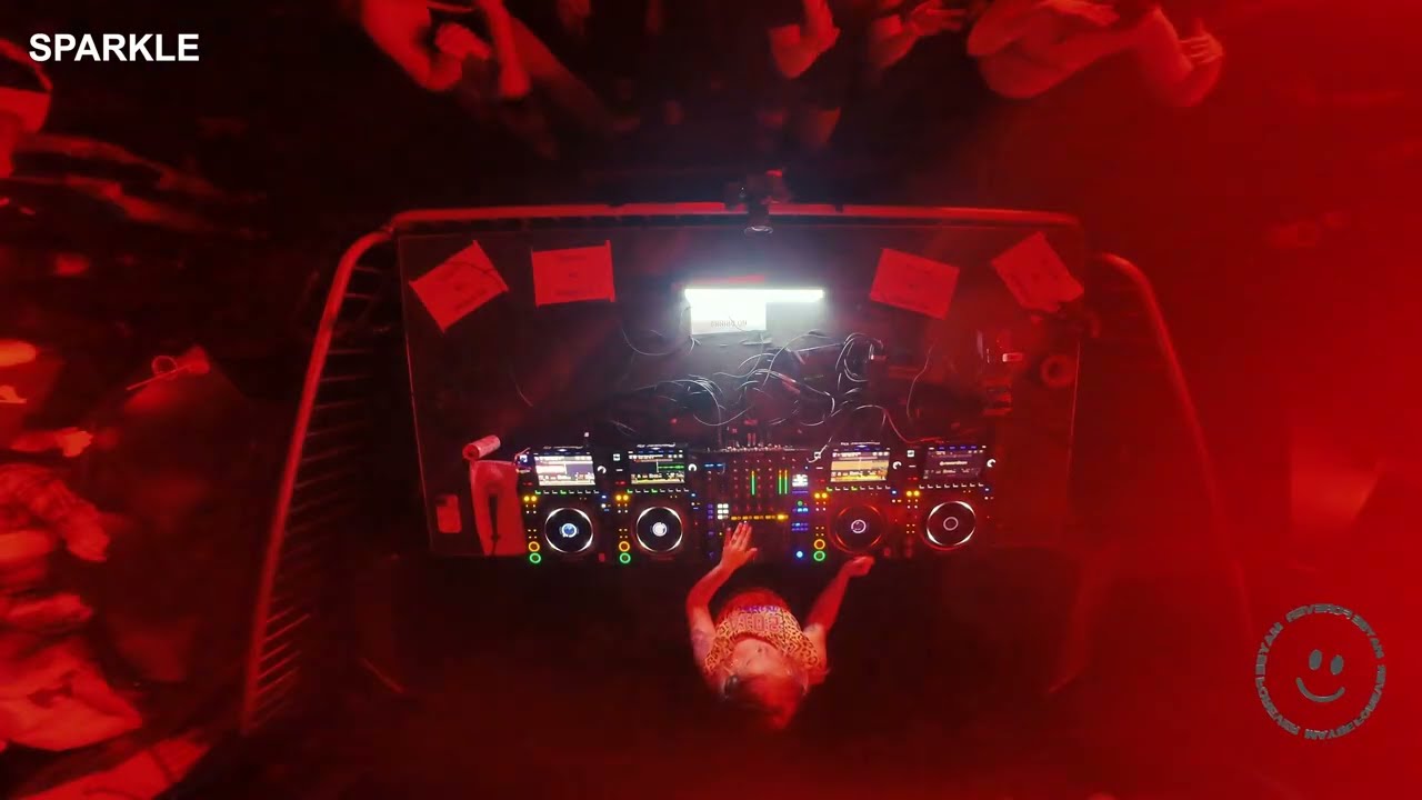 Sparkle Techno Trance DJ Set @ Maybe Forever Vinyl Basement
