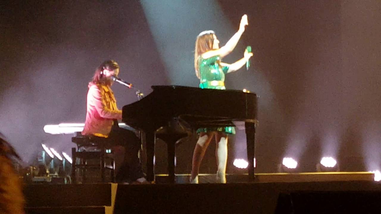Laura Pausini - Amori Infiniti (live per la prima volta) 11/09/2016 São Paulo, Brasil