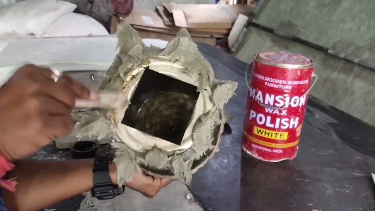 DIY Smurfs Mushroom House