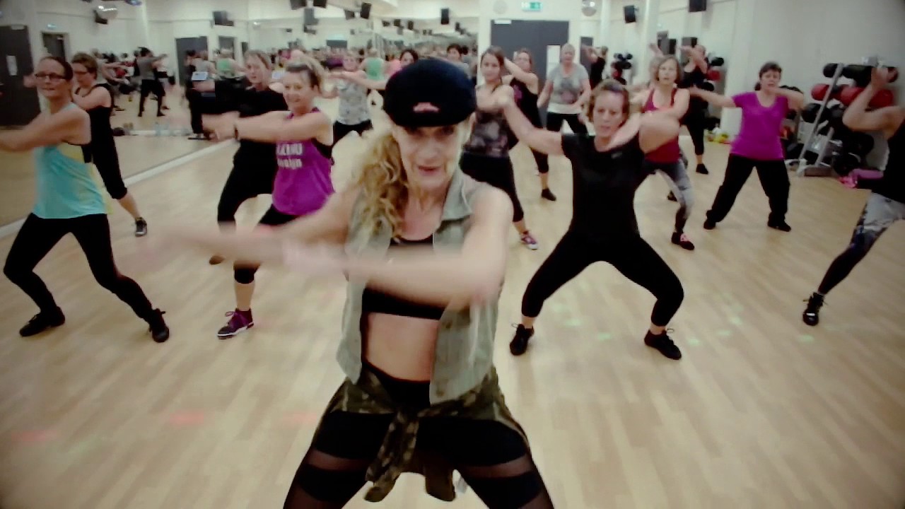 Kar Gayi Chull, Kapoor & Sons - Zumba Bollywood/ reaggaeton
