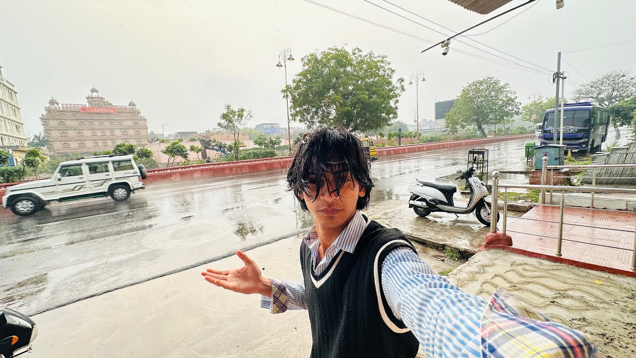 Barish me bigh gye🥲 