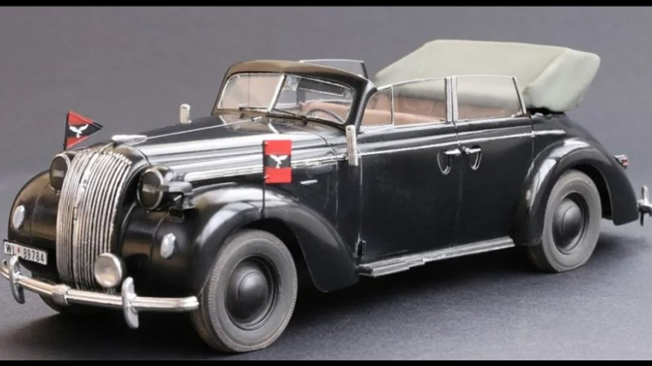 Немецкий легковой автомобиль  Opel Admiral.