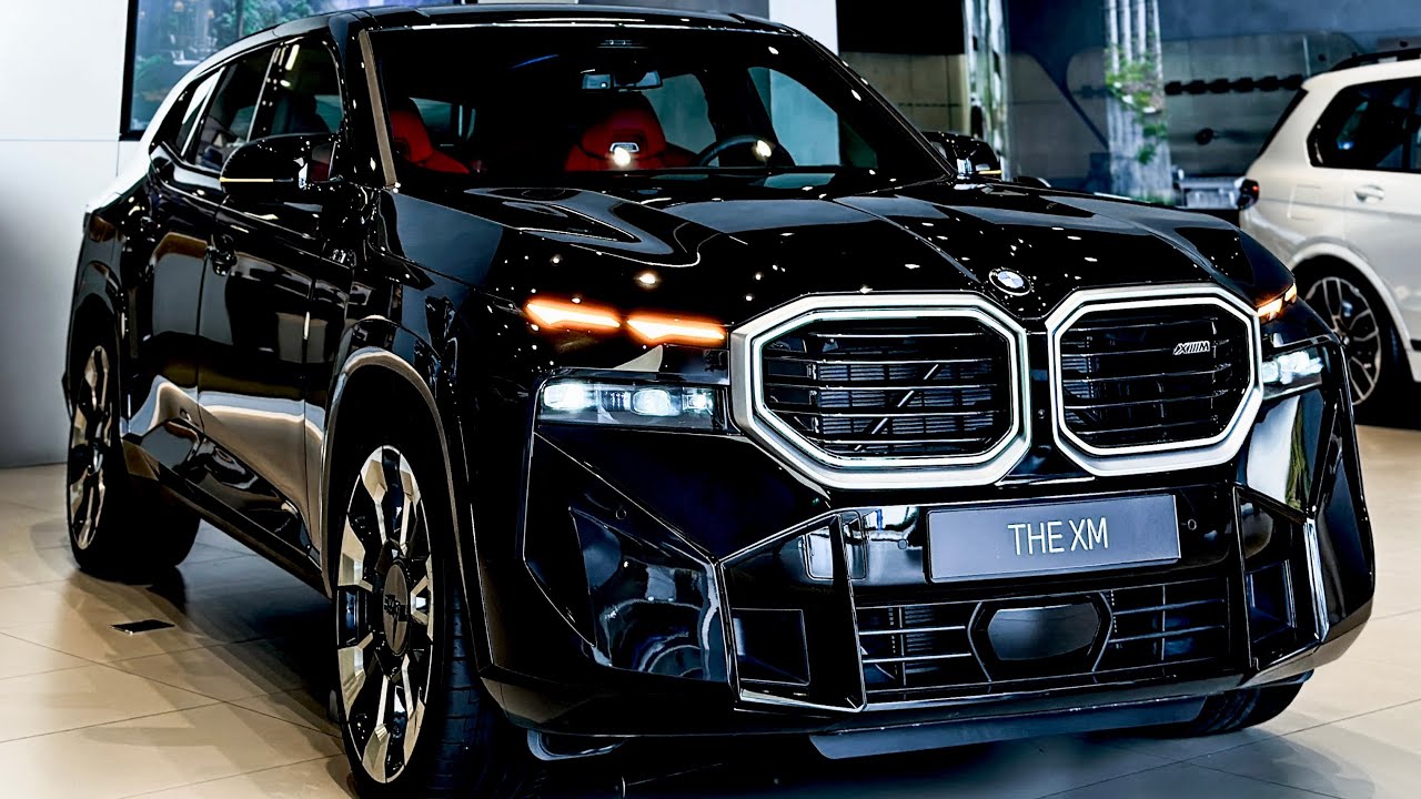 2025 BMW XM 50e Sport : King of Luxury SUV | Black Sapphire