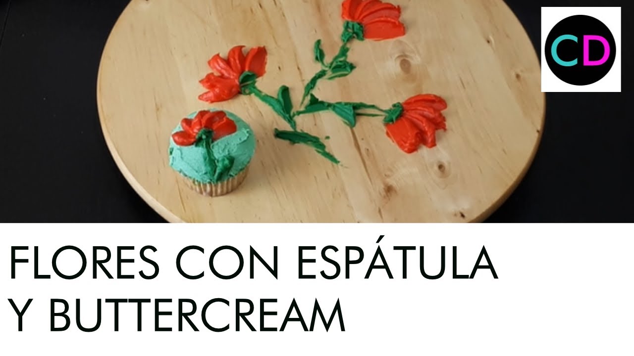 Cómo pintar flores de buttercream con espátula.