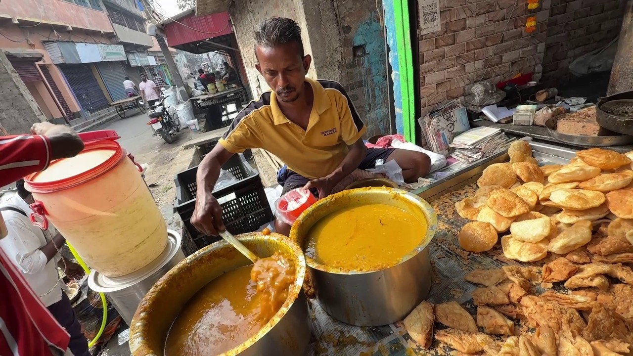 Kankinara People Eating Breakfast Kachuri | 40 Years Old Shop