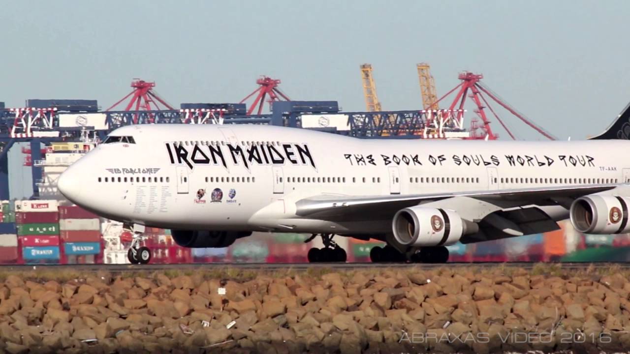 Special Preview: Iron Maiden (Ed Force One) - Arrival at Sydney - 5 May 2016