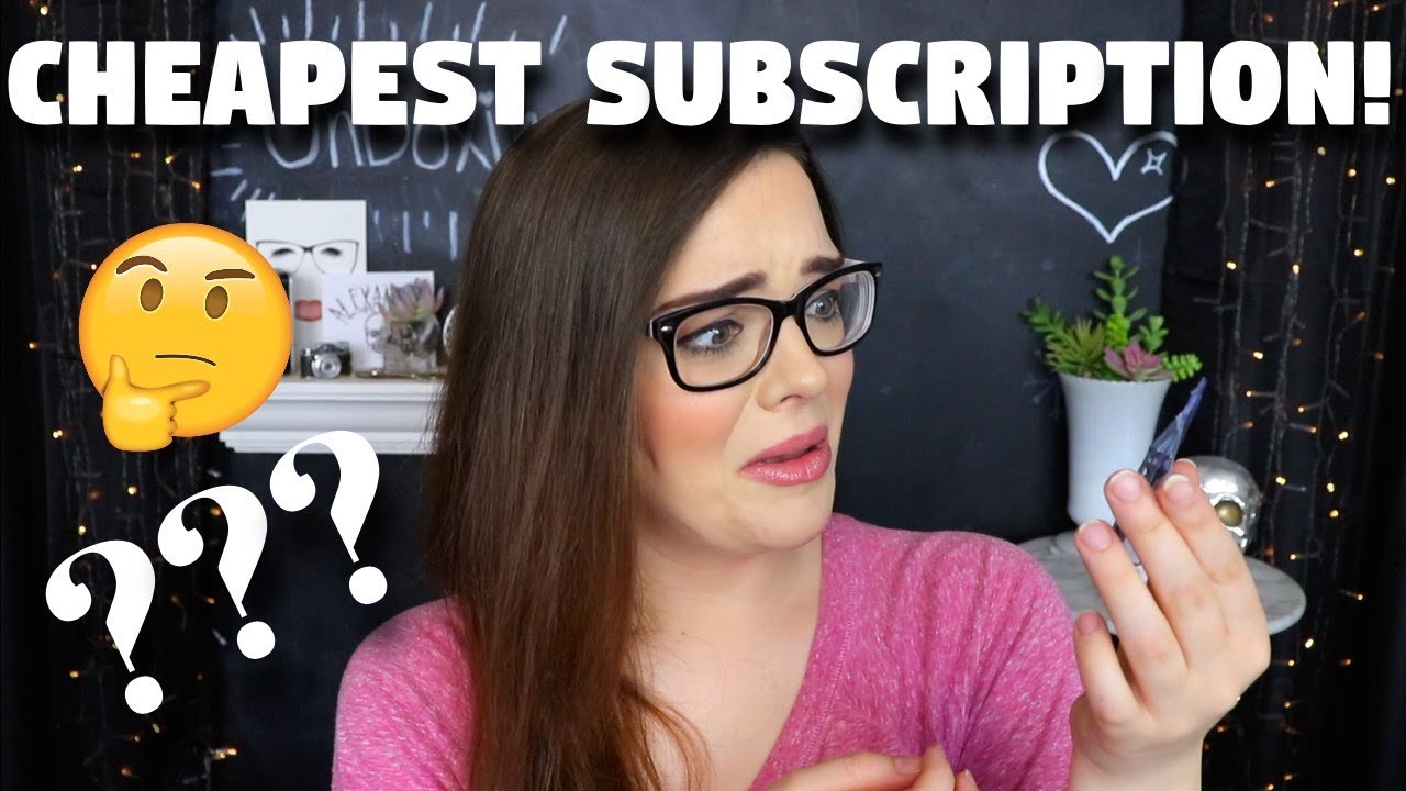 Cheapest Subscription EVER...But is it TOO CHEAP?!  | Ear Fleek Unboxing & Try On!