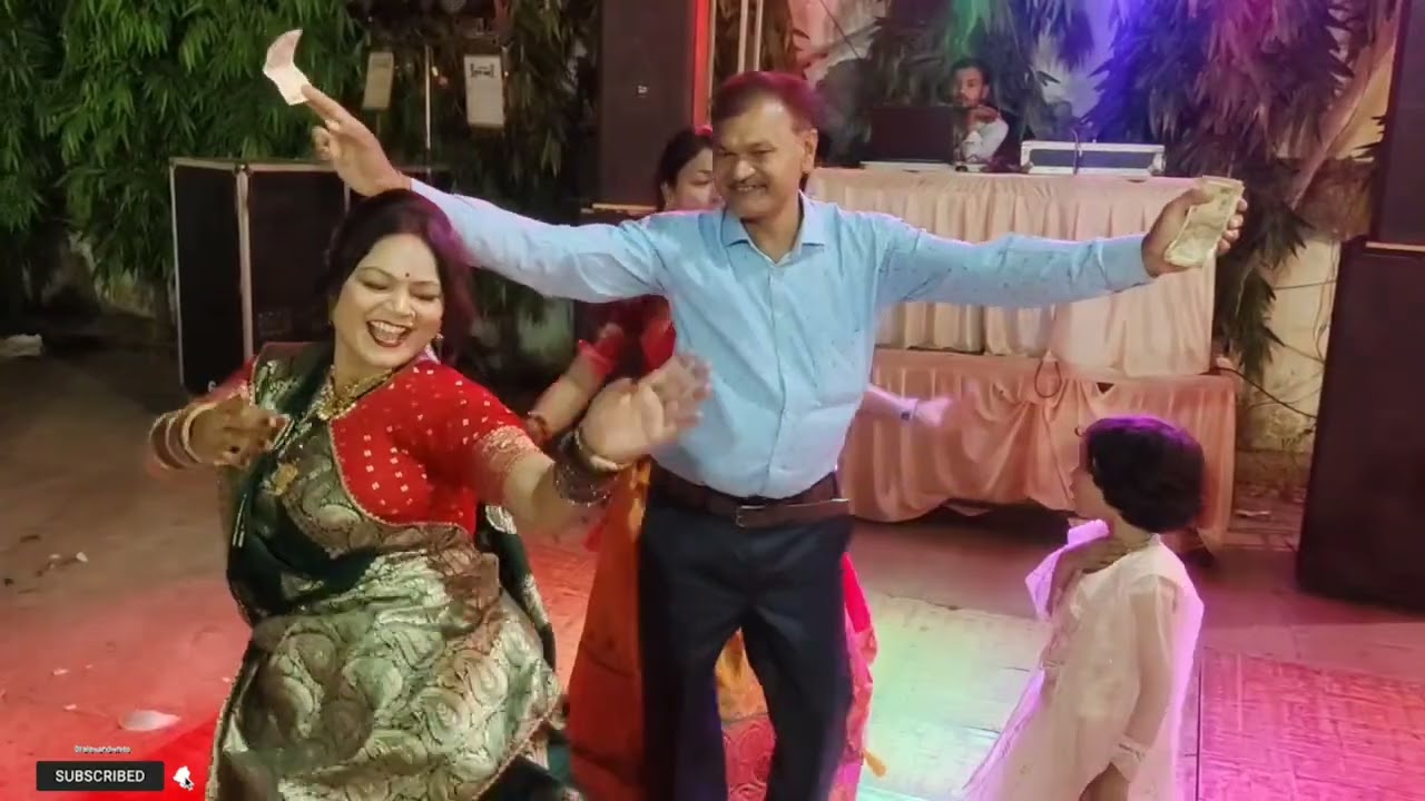 Aai bo wo kata ll Twinkle khanna ll Alka yagnik song ll Presented by Mrs. Kirti 🥰ll