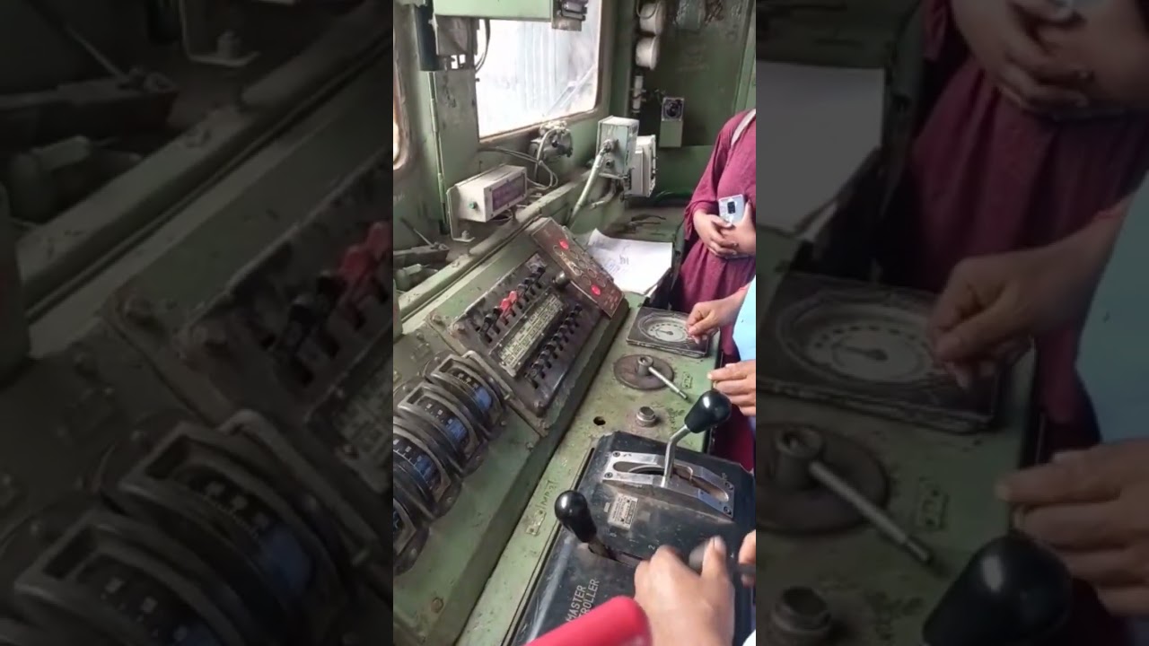 Starting Electric Locomotive 😍❤️. Indian Railways 🔥🔥