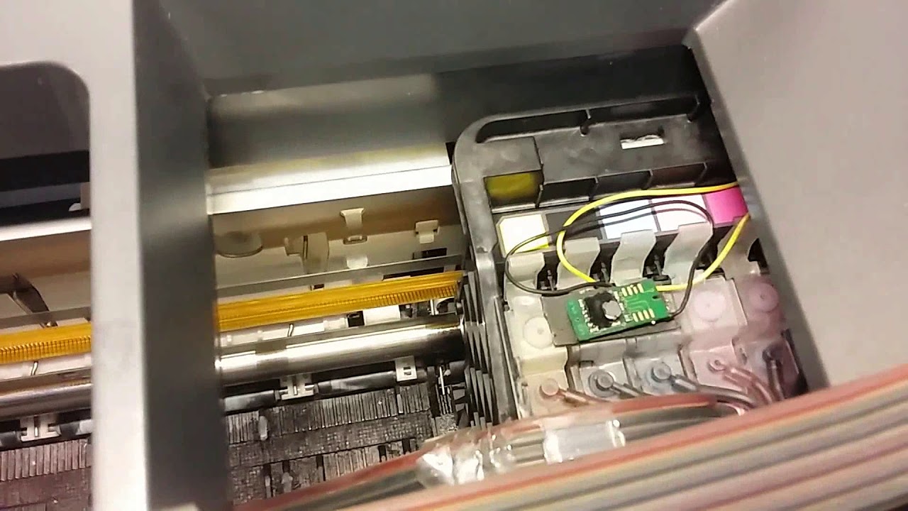 Epson Stylus Photo R270 принтер не печатает или печатает с полосами самостоятельное обслуживание и р