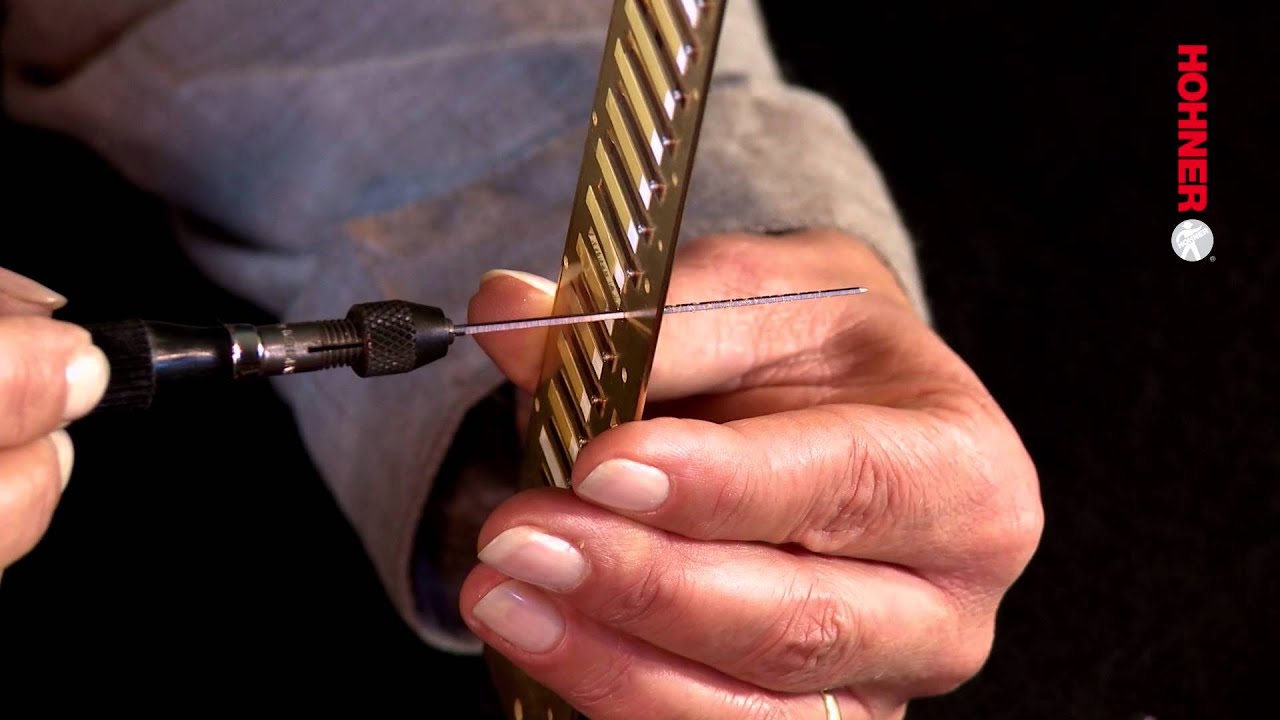 HOHNER Service Workshops:C08 - Reed Replacement
