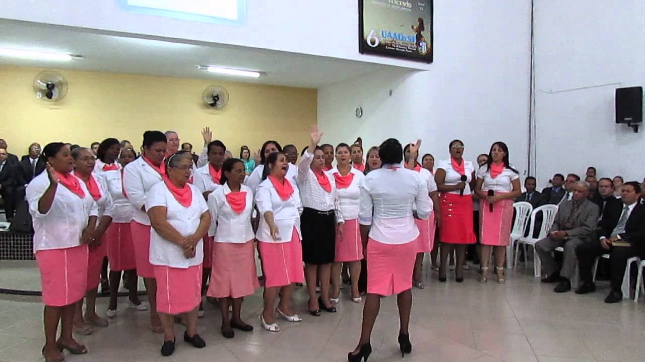 Conjunto da tarde da benção louvando hino Espirito de adorador