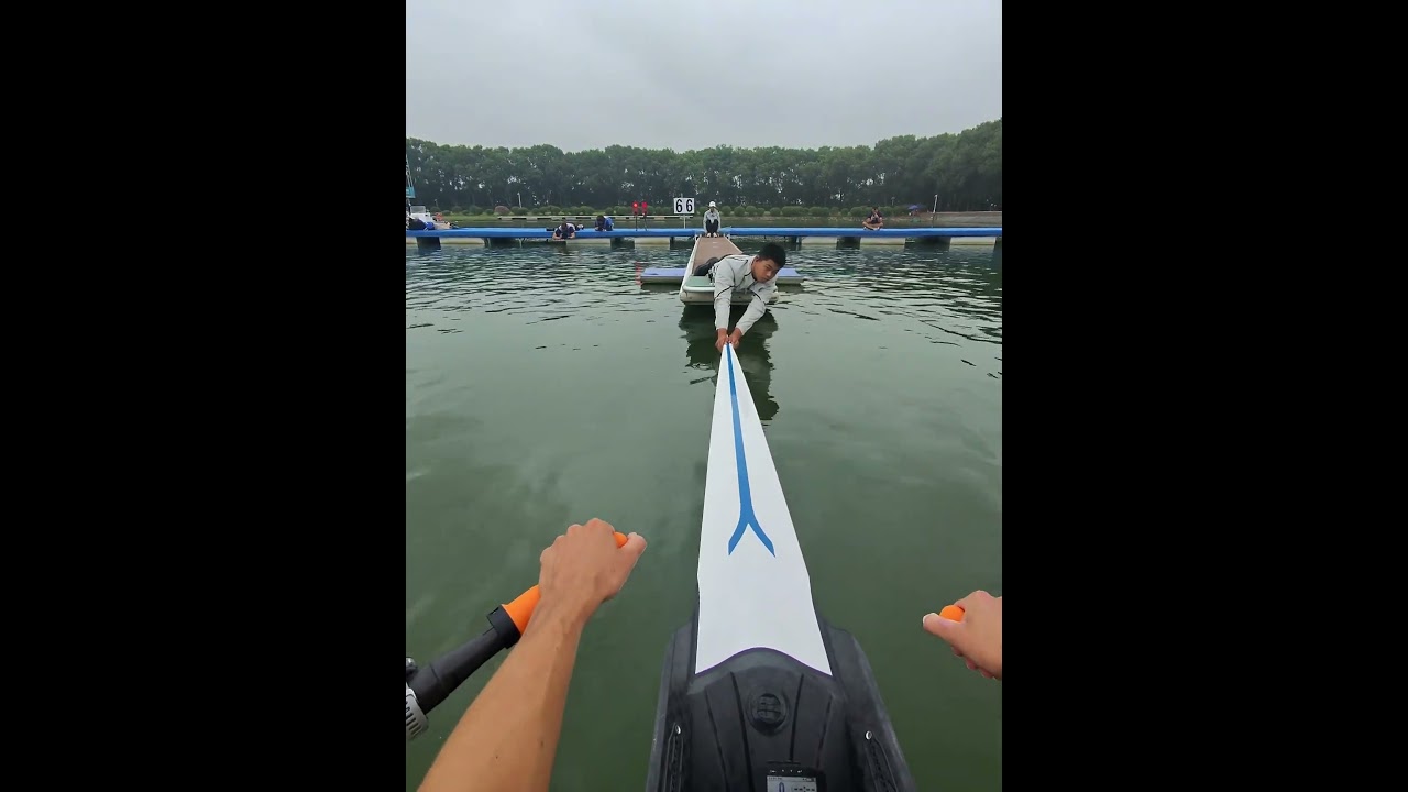 POV: На старте гонки ты &mdash; олимпийский чемпион #гребля #raybanmeta