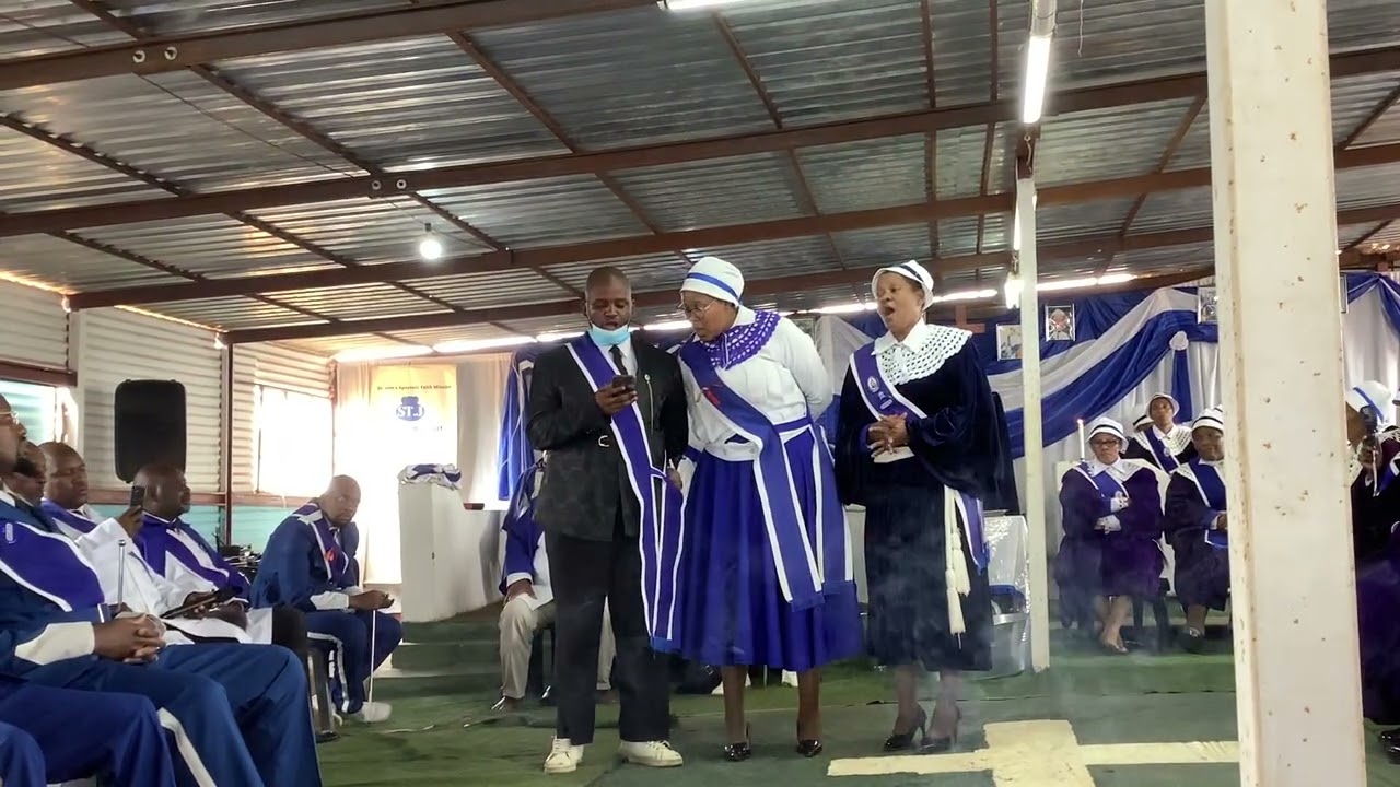 Pina ya Tlhatsuo ya Maoto