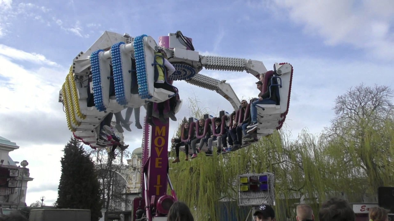 Matějská pouť 2017 - ATRAKCE MOVE IT 18 / ATTRACTION MOVE IT 18 OFF-RIDE