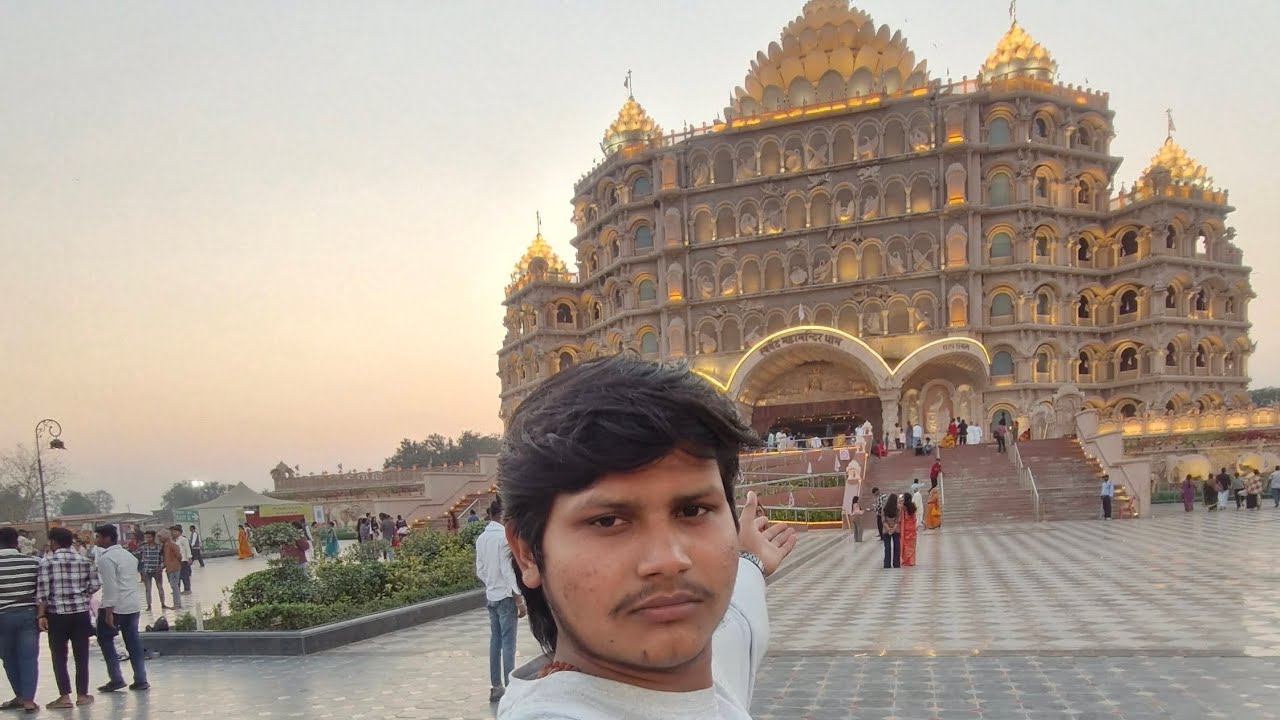 Raj shree sweets varanasi full vlog#vlog banars ka  full views💯❣️🙏🏻 बनारस राजश्री स्वीट्स फुल ब्लोग