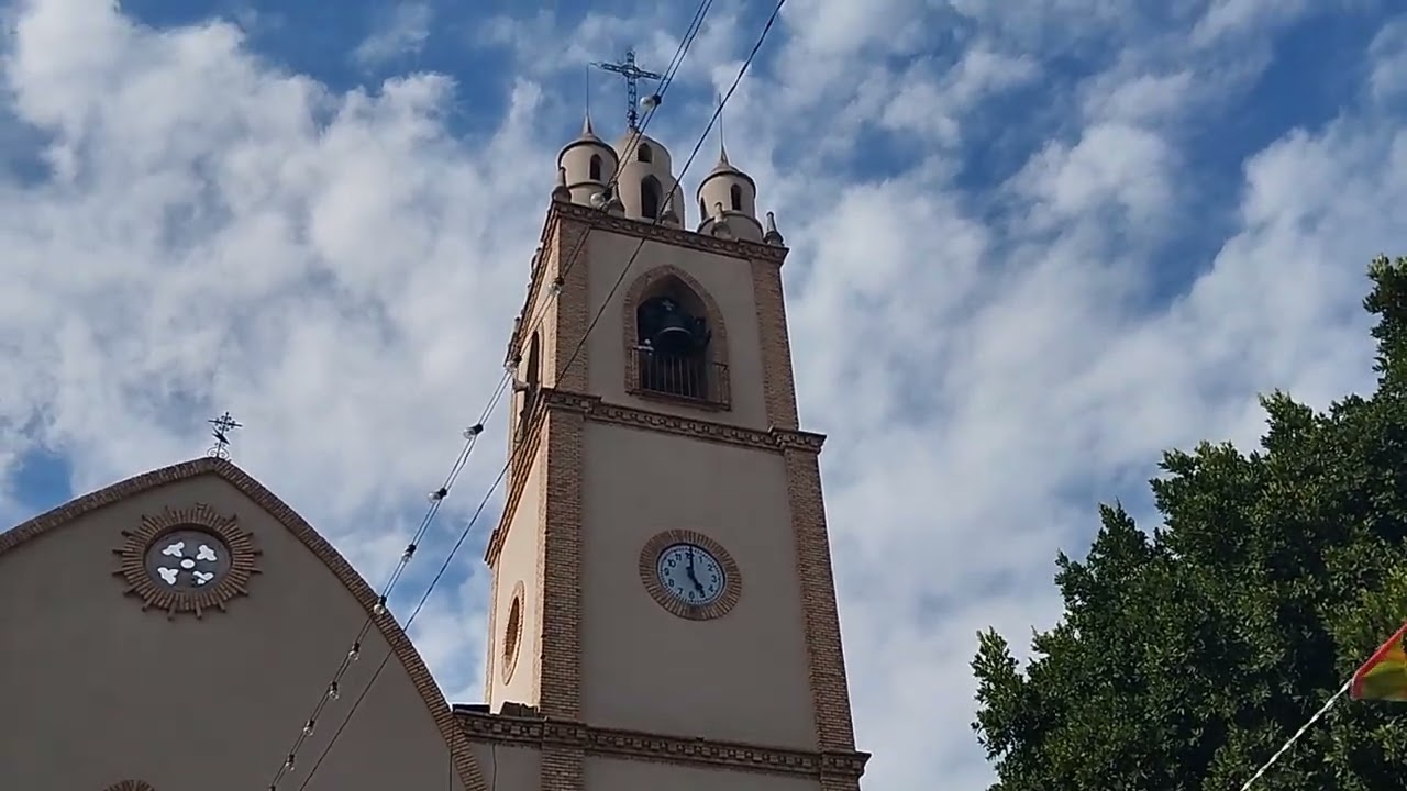 Las 5 en la Iglesia de la Santa Cruz de Murcia