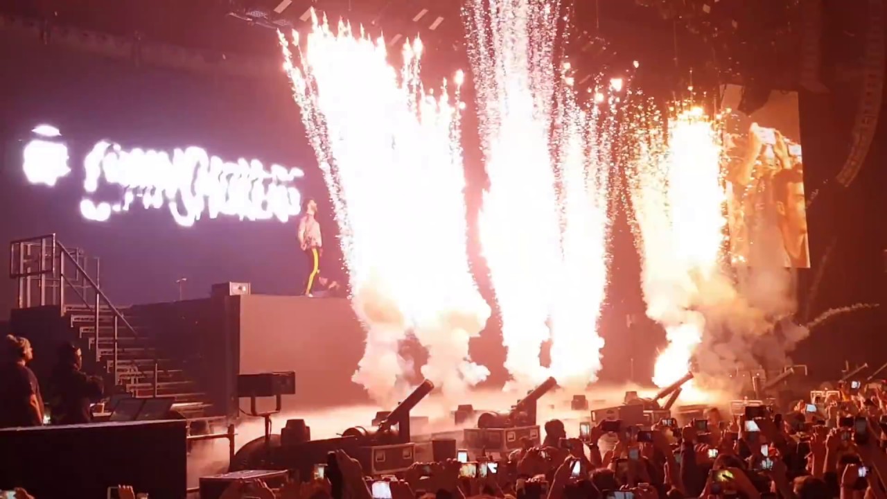 The Chainsmokers Live 2018 Memories Do Not Open Tour BOLOGNA
