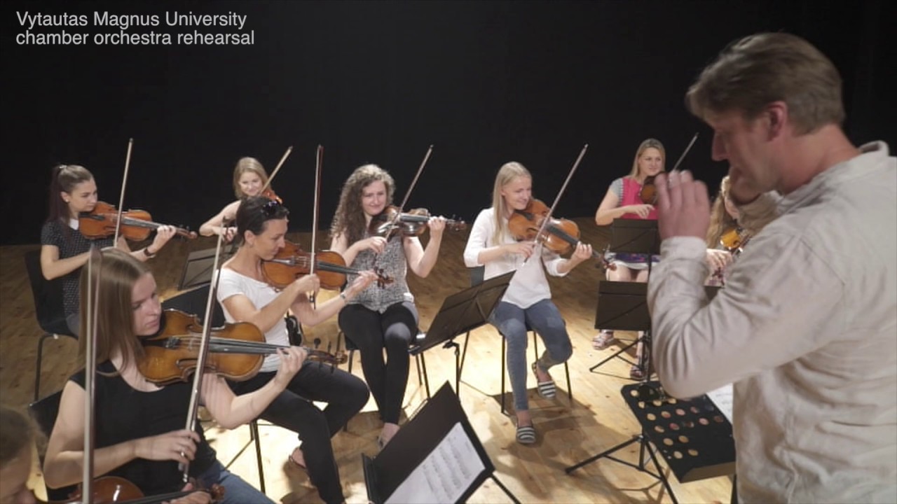 Go Kaunas - VMU Chamber orchestra get banned for playing Despacito