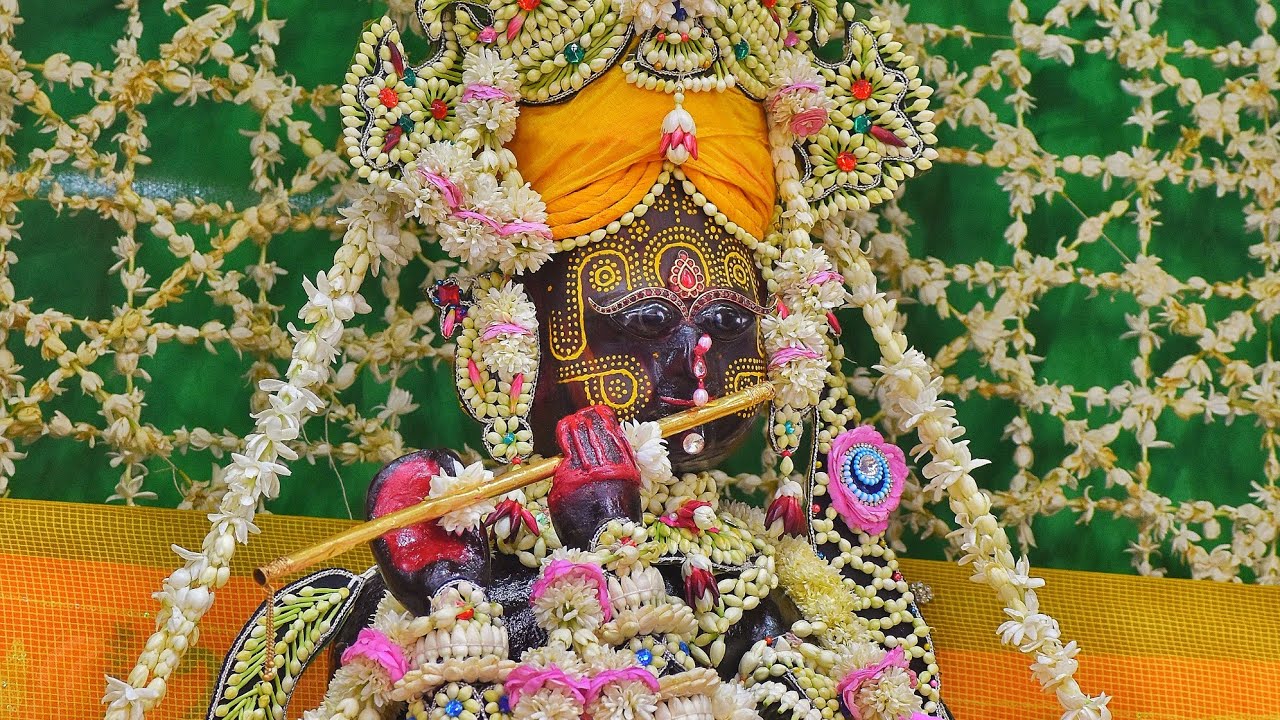श्री राधावल्लभ जी की Live आरती 💛