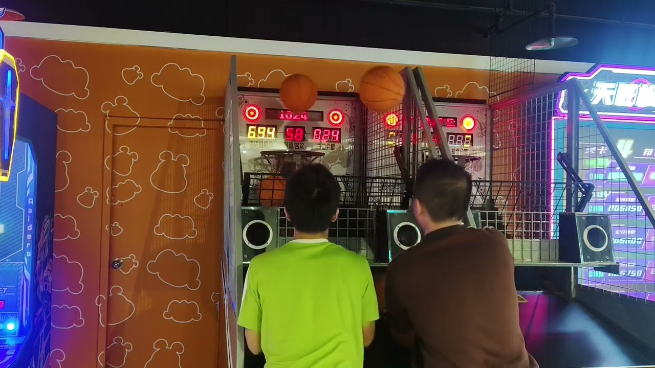 20260130@卡通尼樂園明耀店搖滾投籃機和@威的魔手頻道10顆🏀雙打尾殺1700分程度