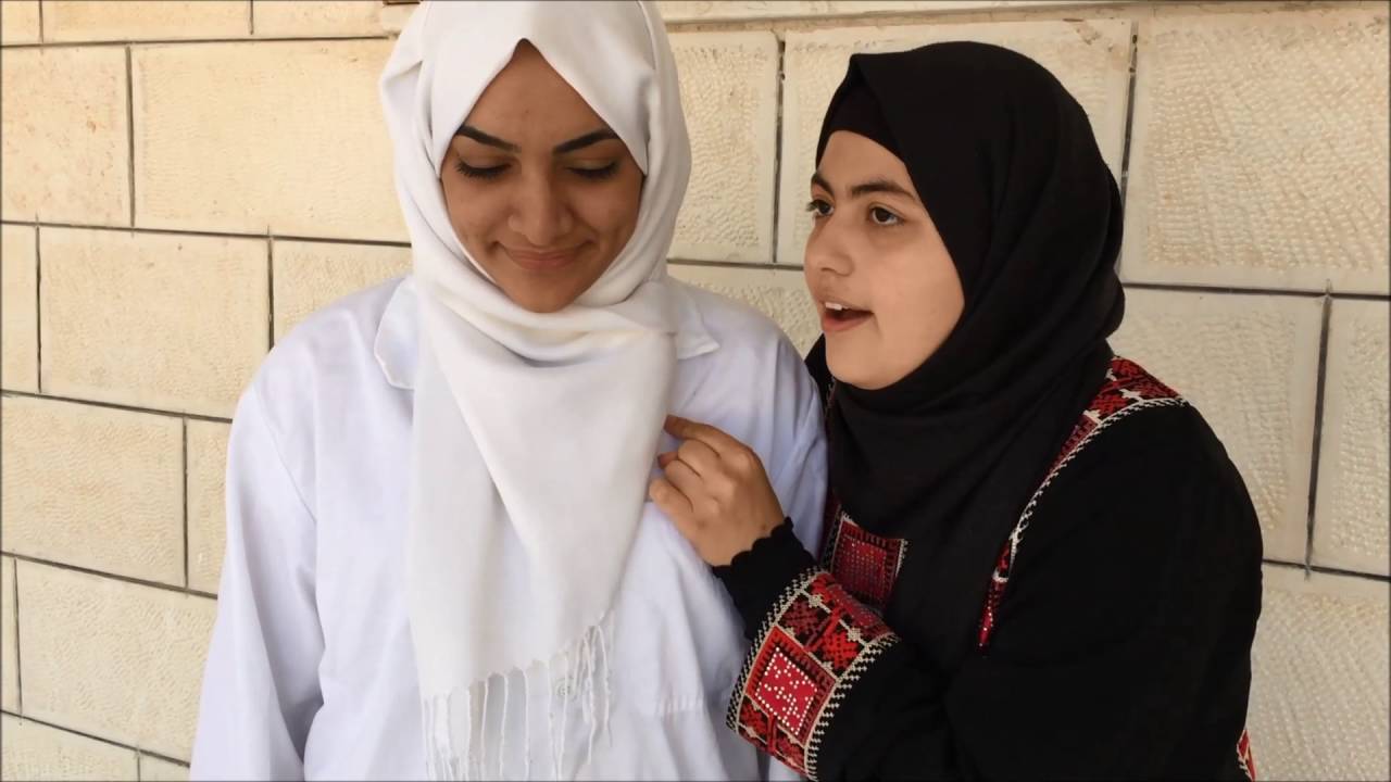 مسرحية الزواج المبكر