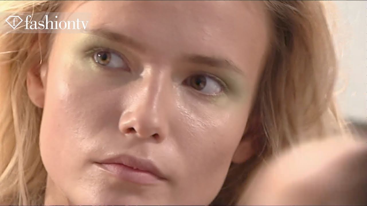 Models - Natasha Poly, Alana Zimmer, Iris Strubegger, Shu Pei Qin - Spring 2011 | FashionTV - FTV