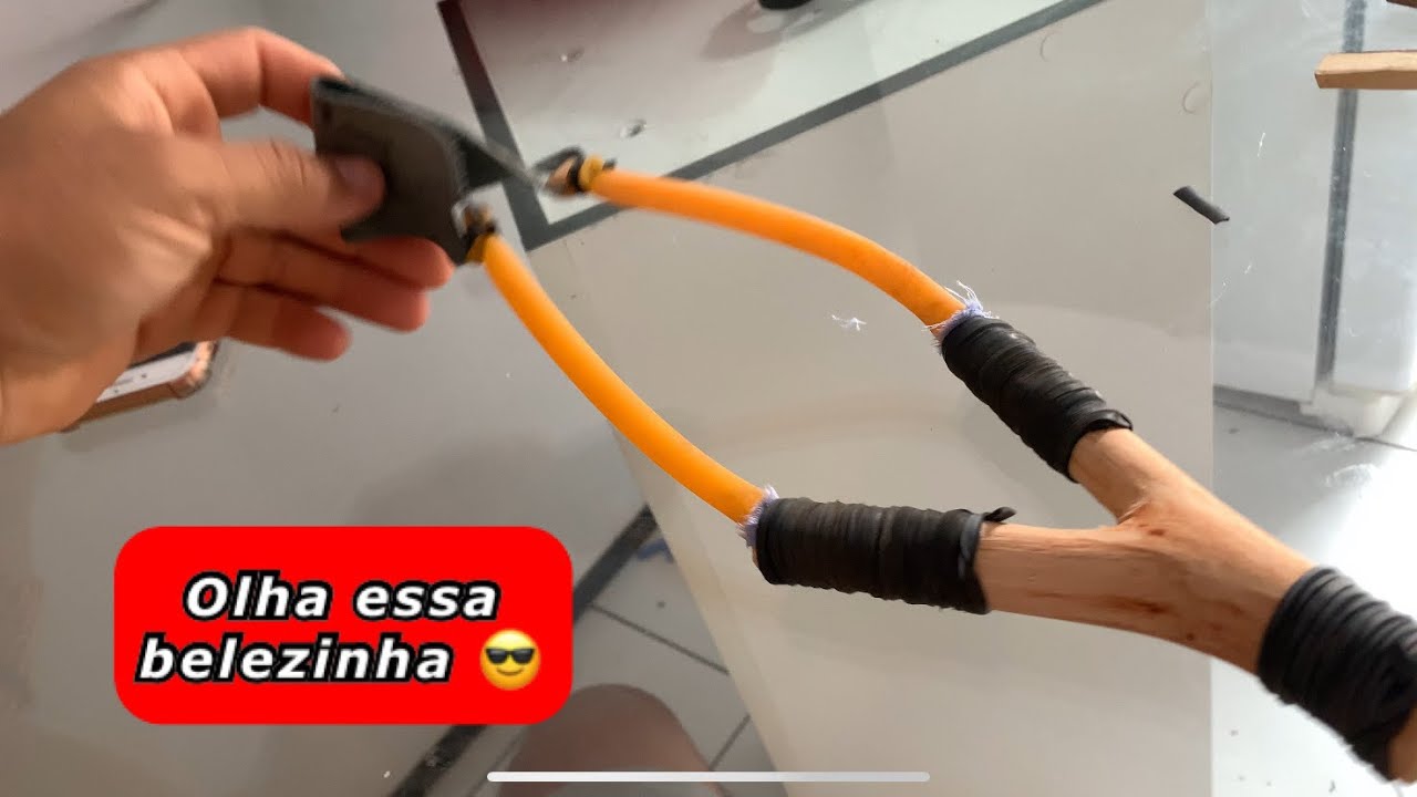 Fazendo uma Baladeira Raiz - Estilingue Matador 😂