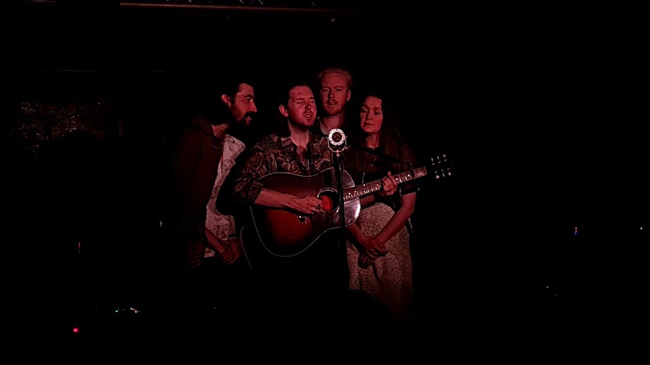 The Paper Kites - Paint, live at La Boule Noire, Paris, France, 13th February 2023