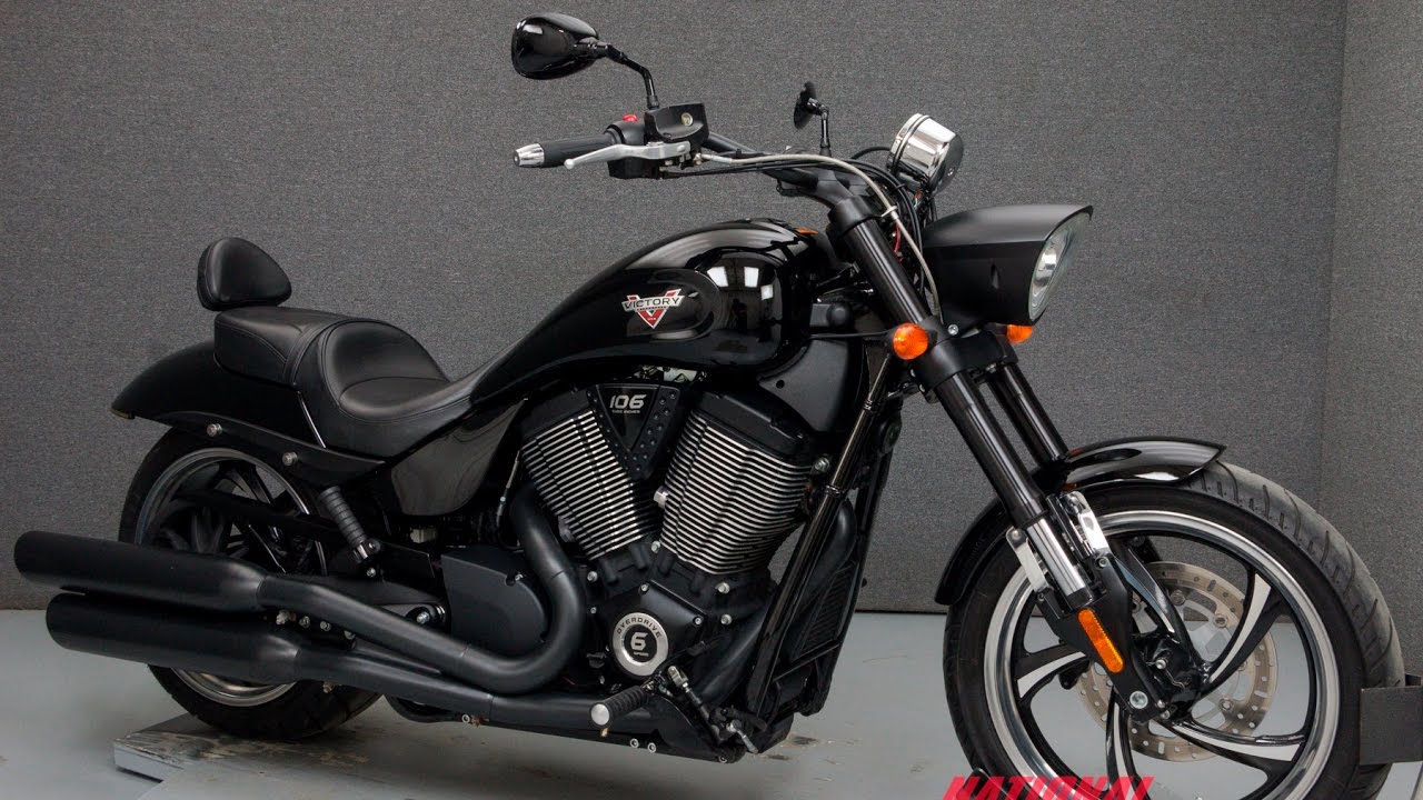 2013  VICTORY  HAMMER 8 BALL    - National Powersports Distributors