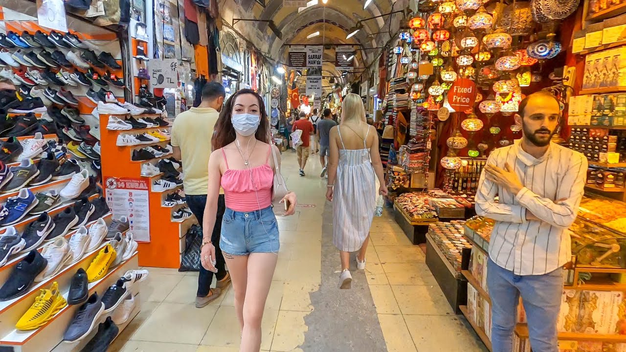 Walk in Grand Bazaar Istanbul - During Corona Lockdown 2020
