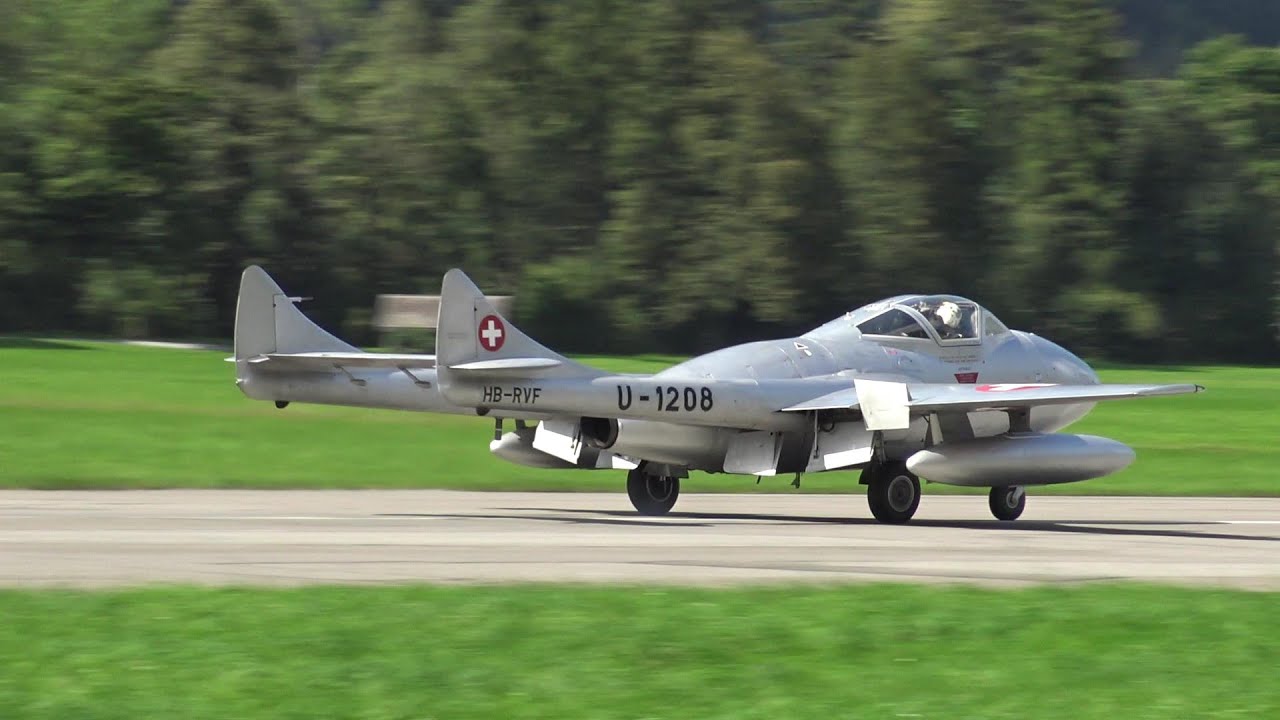 Oldtimer Jet DH-115 Mk.55 Vampire double seat from 1956 and DE Havilland DH.100 Vampire Mollis