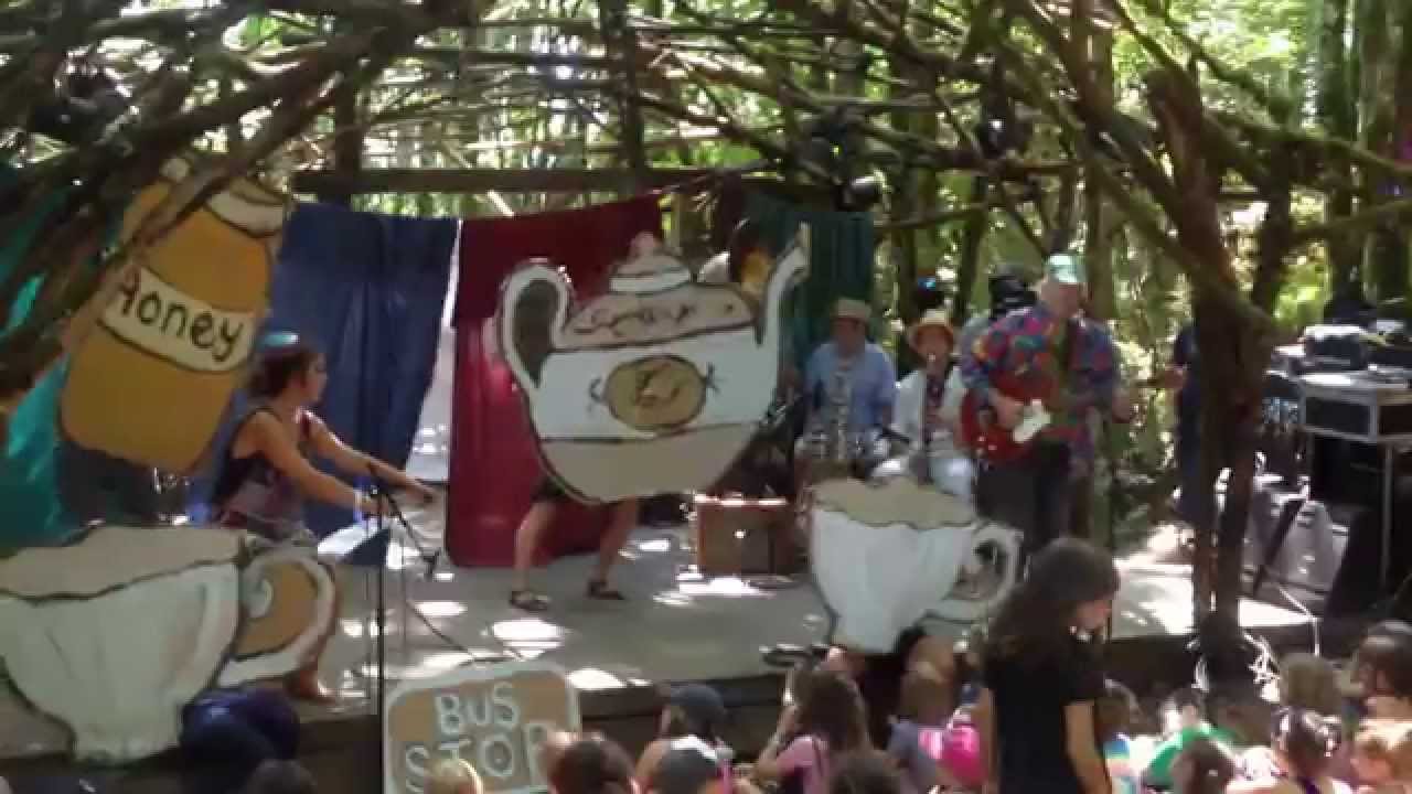 Tea Song by Michael Hurley w/Cardboard Songsters
