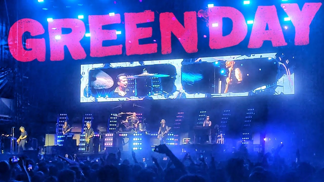 GREEN DAY - BASKET CASE and WHEN I COME AROUND ( FIRENZE 🔥 ROCKS - 15/6/2025) #greenday