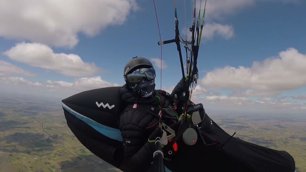 Parapente Cross en las nubes