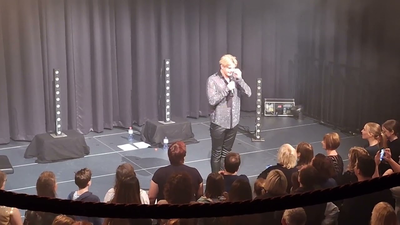 Vincent Gross live Konzert 2024 in Gelterkinden BL Marabu2/9  Mövengold/Das Märchenschloss der Lügen