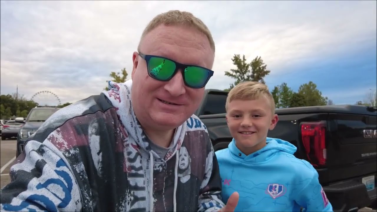 Мы просто не можем остаться в стороне от фестиваля страха в Six Flags St. Louis