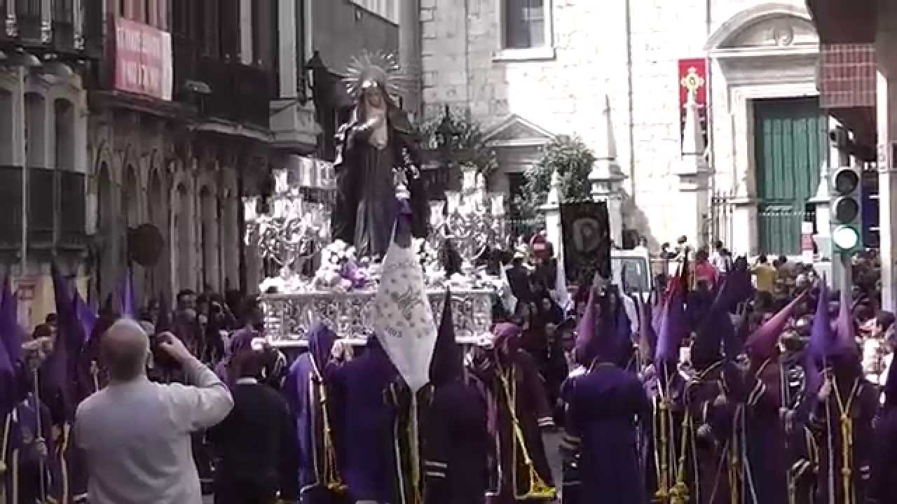 La Virgen de la Amargura cruzando los Cuatro Cantones