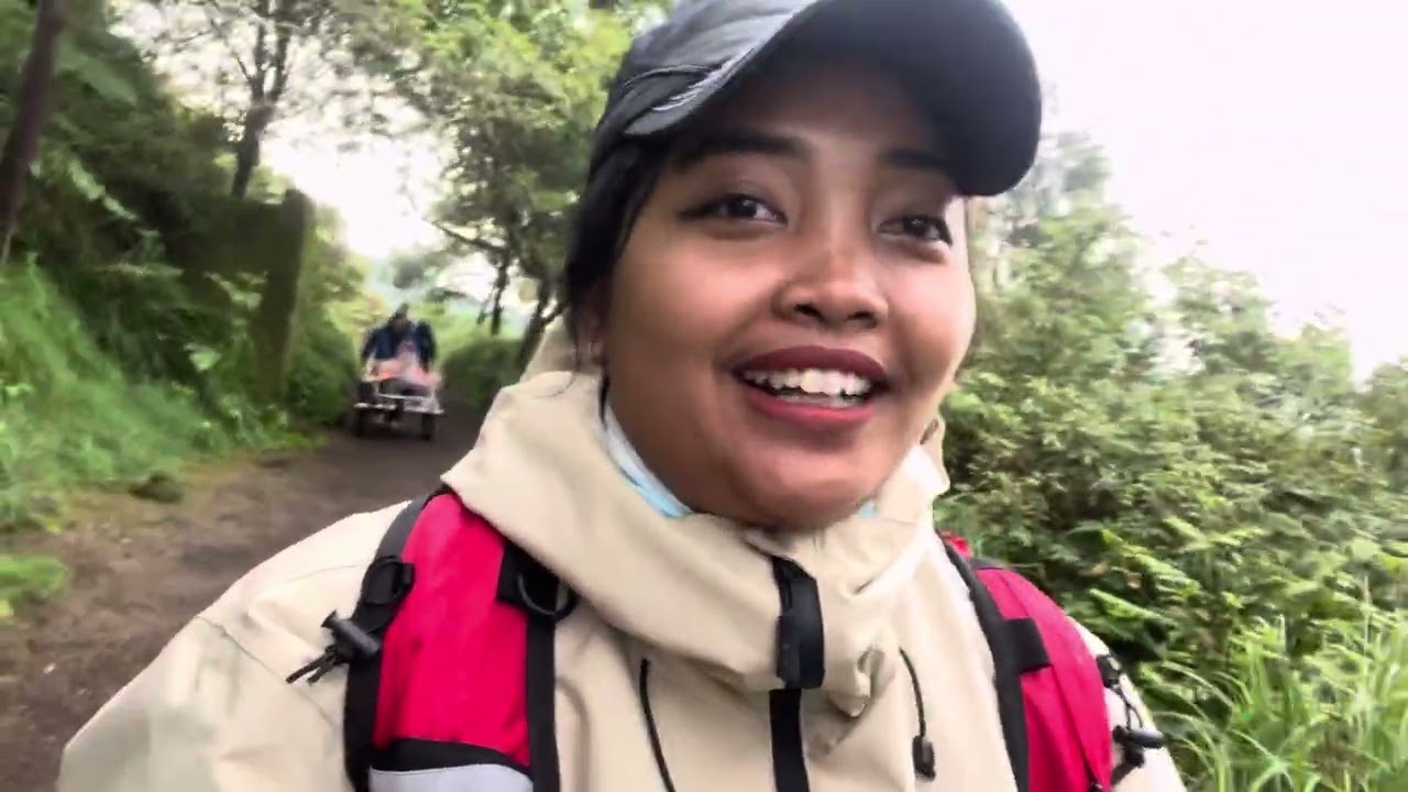 Kawah Ijen Low budget Tips hemat tanpa open trip Naik DAMRI ke Banyuwangi
