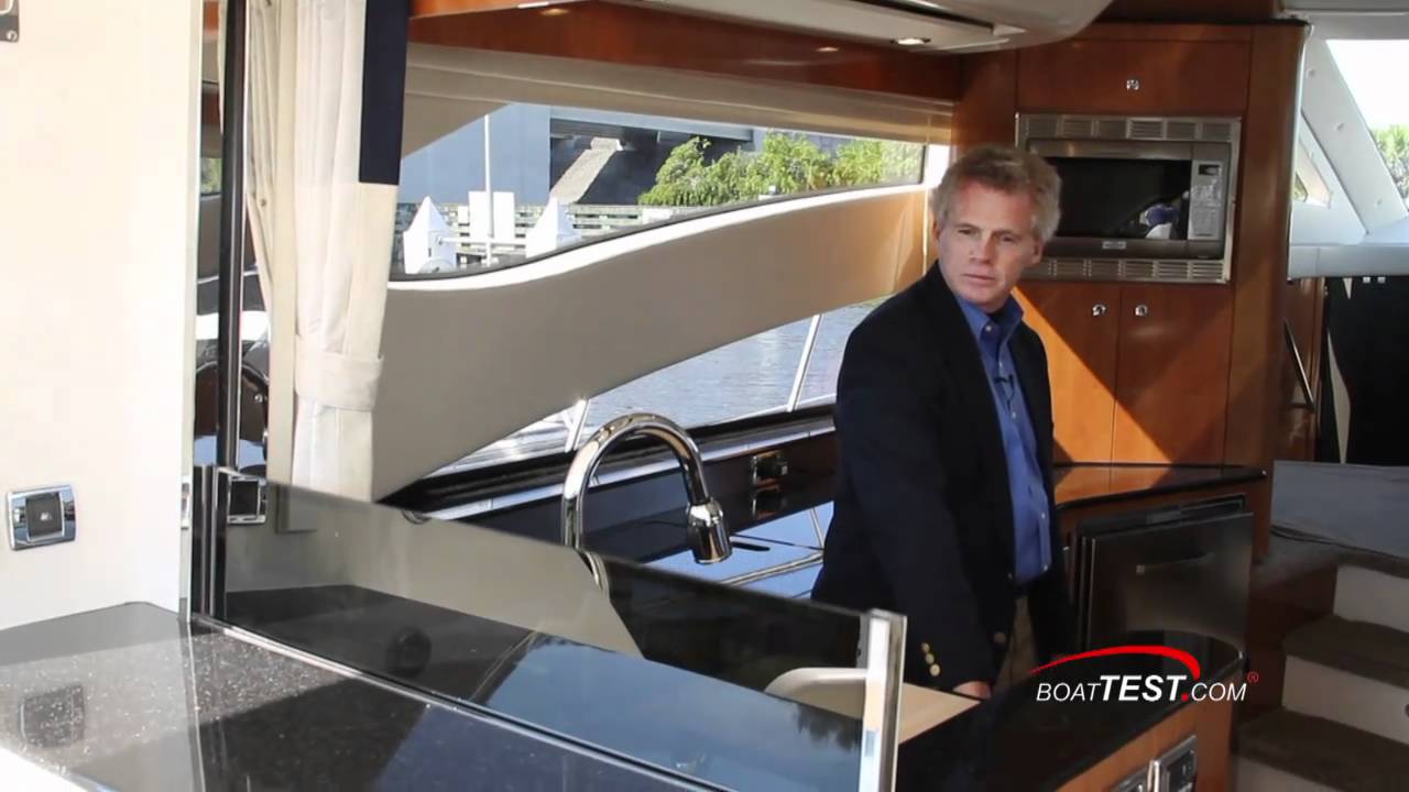 Meridian Yachts 541 Sedan 2011 Yacht Features / Design Reviews - By BoatTest.com