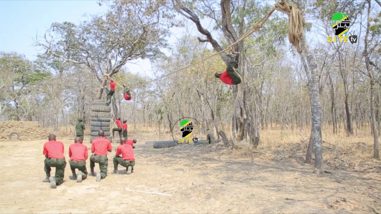 Uwezo wa Askari wa TANAPA wakilenga shabaha//Mazoezi ya Kikomandoo juu ya Kamba,Shimoni kama Nyoka.