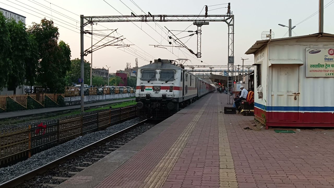 From 130kmph to 80kmph Restricted Speed| Swaraj Express!!!