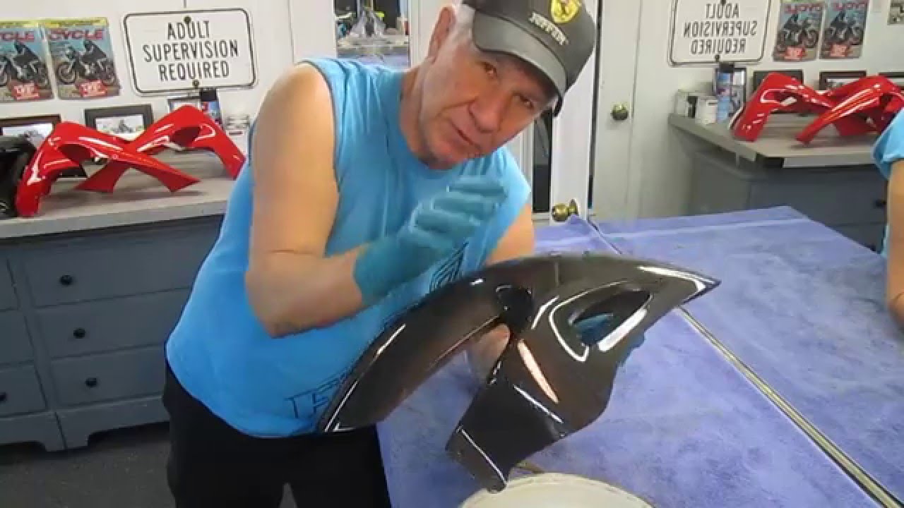 HOW TO SAND BETWEEN CLEAR COATS ON CARBON FIBER PARTS.