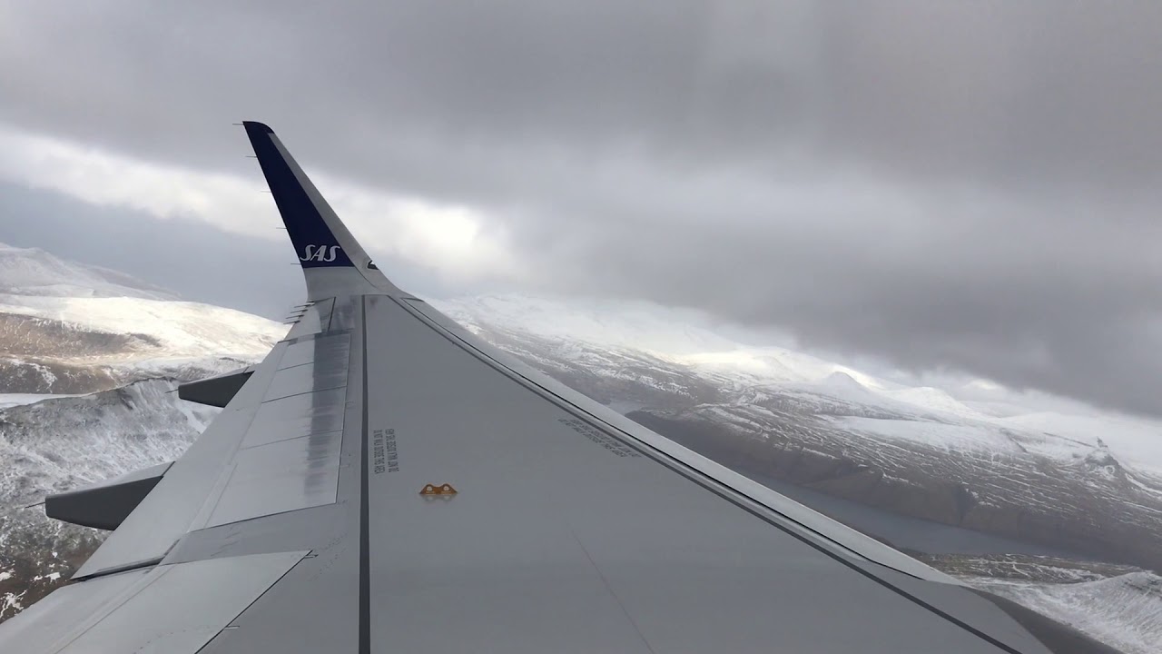 SAS Scenic Take-off from V&aacute;gar Airport (Faroe Islands)